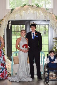 Queen Sami McCowen and King Jacob Tucker
